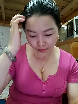 Jennie dogy online show from July 25, 2026, 2:42 am