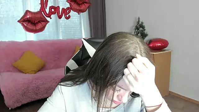 CandyGyrl online show from March 26, 2026, 9:04 am