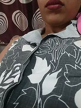 komalsharma99 online show from June 8, 2026, 5:08 am