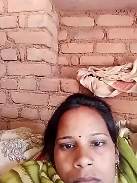 Snapshot of Hot_ree64 chatting on March 7, 2026, 4:53 am Hot ree64 online show from March 7, 2026, 4:53 am