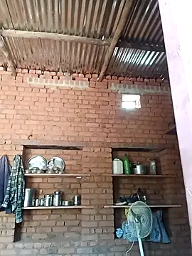 Snapshot of Hot_ree64 chatting on April 10, 2026, 8:19 am Hot ree64 online show from April 10, 2026, 8:19 am