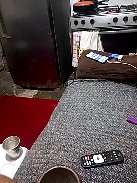 LaputanCaelum online show from March 6, 2026, 3:58 am