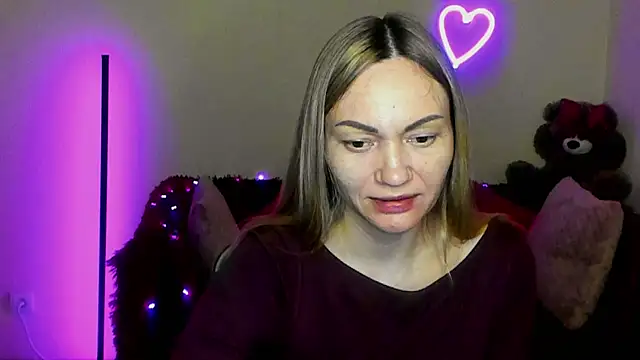 BlondMikey22 online show from April 14, 2026, 5:30 pm