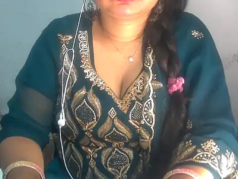 Snapshot of Saniya_K2 chatting on March 6, 2026, 5:31 pm Saniya K2 online show from March 6, 2026, 5:31 pm