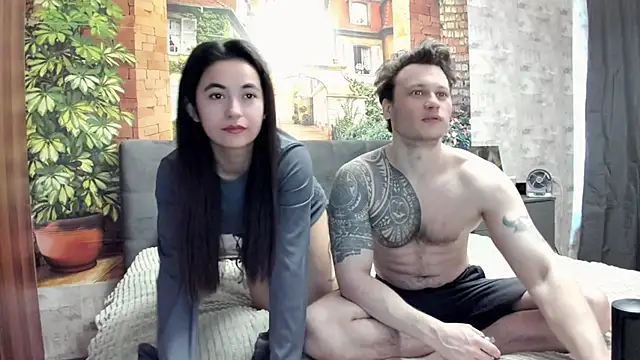Snapshot of _littleangie_ chatting on April 28, 2026, 3:44 am littleangie online show from April 28, 2026, 3:44 am