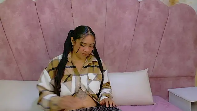 SasshaSpicy online show from February 6, 2026, 11:57 am