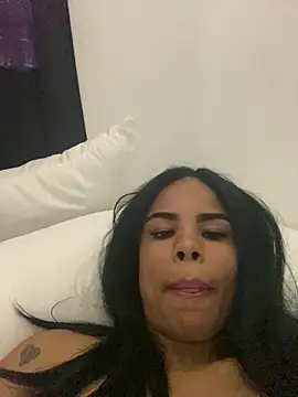 Snapshot of brytaniweed chatting on February 21, 2026, 5:14 pm brytaniweed online show from February 21, 2026, 5:14 pm