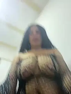 Snapshot of brytaniweed chatting on February 22, 2026, 5:40 am brytaniweed online show from February 22, 2026, 5:40 am