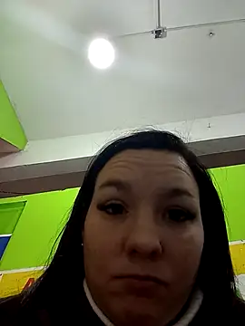 Snapshot of Beesametoda chatting on May 12, 2026, 1:41 pm Beesametoda online show from May 12, 2026, 1:41 pm