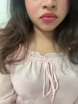 riya sharma11 online show from February 18, 2026, 1:40 pm