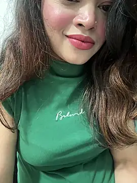 riya sharma11 online show from April 8, 2026, 9:04 pm