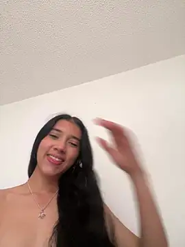 Snapshot of ScarlettMus chatting on February 15, 2026, 9:44 pm ScarlettMus online show from February 15, 2026, 9:44 pm