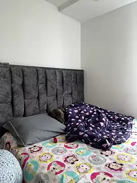 ScarlettMus online show from April 17, 2026, 8:34 pm