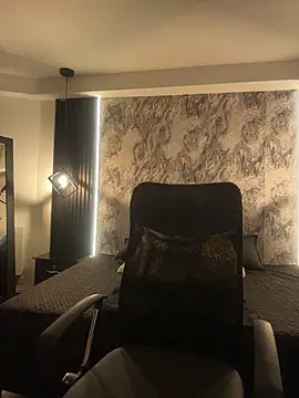 Dahlia-Rose online show from February 12, 2026, 7:31 pm