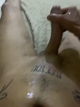 pitudo1713 online show from February 15, 2026, 2:19 am