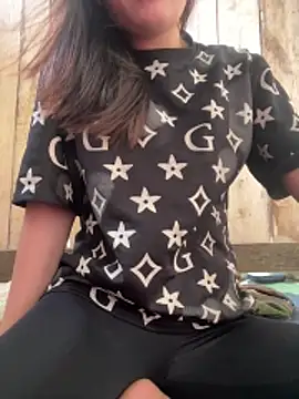 DoliceGirl2k online show from May 30, 2026, 7:16 am