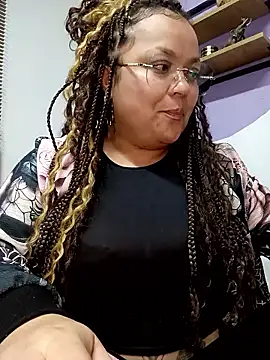 Snapshot of SweettSin chatting on March 2, 2026, 5:08 am SweettSin online show from March 2, 2026, 5:08 am