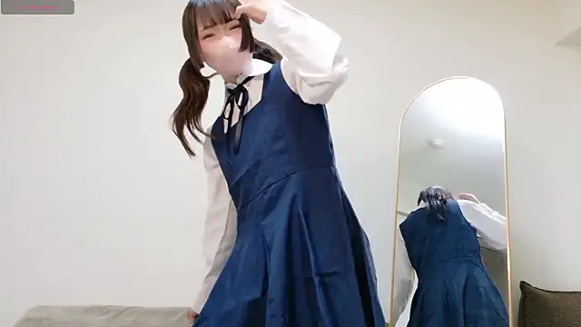 mi-na-chaaan online show from April 12, 2026, 1:54 am