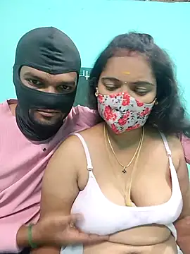 Snapshot of Tamilkannadacouple chatting on February 14, 2026, 4:48 pm Tamilkannadacouple online show from February 14, 2026, 4:48 pm