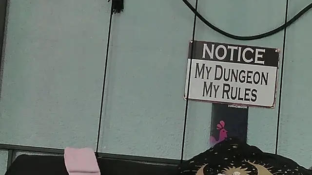 bellaskeykeeper online show from February 24, 2026, 5:11 pm