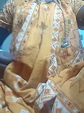 Sweet-runi online show from April 2, 2026, 5:32 pm