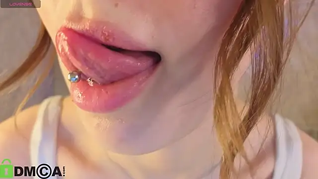  Kiki angel  online show from February 8, 2026, 6:28 am