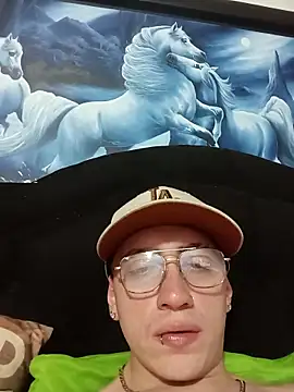 Emmanuel Lust online show from February 11, 2026, 1:32 am