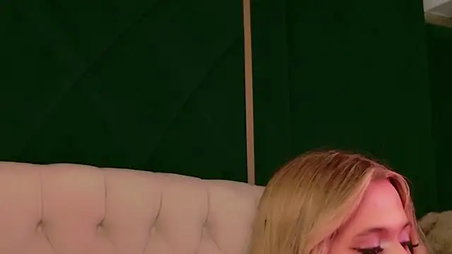 Beckie White online show from May 23, 2026, 9:19 pm