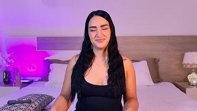 MaraGrief  online show from April 1, 2026, 11:11 am