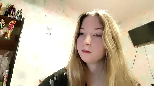 TiaBIanks online show from February 14, 2026, 1:46 am