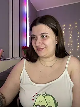 Snapshot of lipsi_vikki chatting on February 16, 2026, 7:37 am lipsi vikki online show from February 16, 2026, 7:37 am