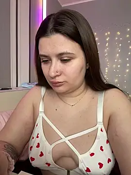 Snapshot of lipsi_vikki chatting on February 19, 2026, 8:21 am lipsi vikki online show from February 19, 2026, 8:21 am