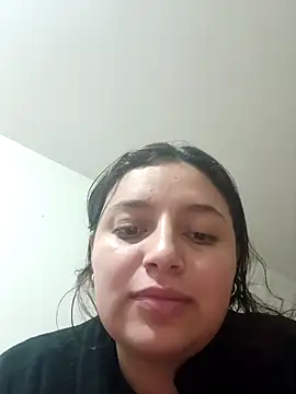 Snapshot of MajoArias chatting on February 20, 2026, 12:29 am MajoArias online show from February 20, 2026, 12:29 am