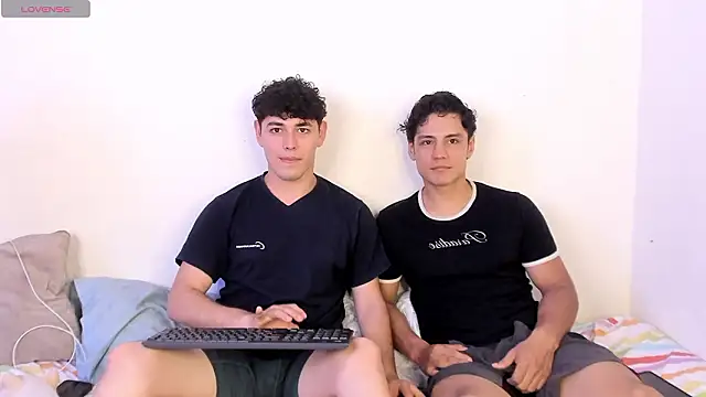 hans andres17 online show from February 16, 2026, 12:51 am