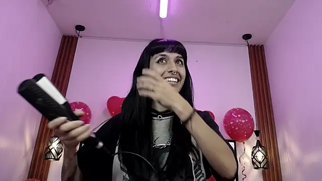 FRANCESCA LOVE  online show from February 15, 2026, 11:08 am