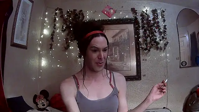 sillymillie4 online show from February 5, 2026, 11:20 pm