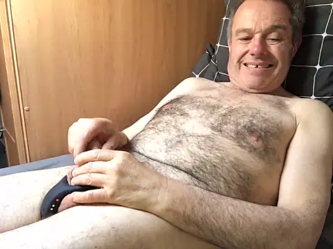 Im1208 online show from May 12, 2026, 6:05 pm