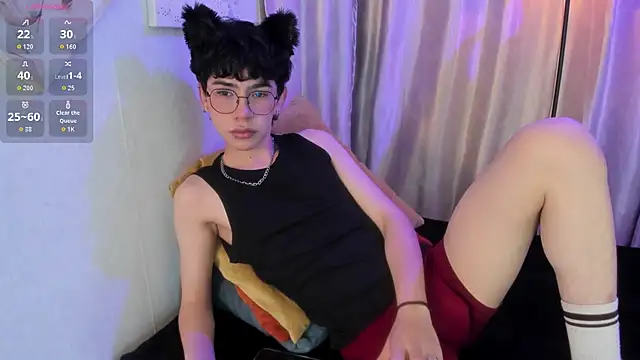 Demian Hush online show from April 12, 2026, 3:33 am