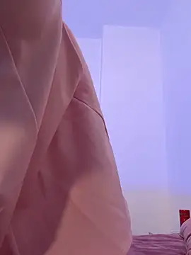 Snapshot of VivienDiamond chatting on February 19, 2026, 11:45 pm VivienDiamond online show from February 19, 2026, 11:45 pm