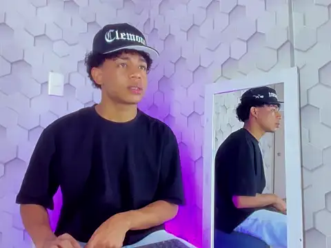 Snapshot of 777_dmz_ chatting on February 10, 2026, 1:32 am 777 dmz online show from February 10, 2026, 1:32 am