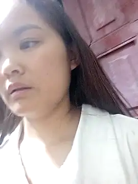 Luminana online show from March 18, 2026, 1:14 pm