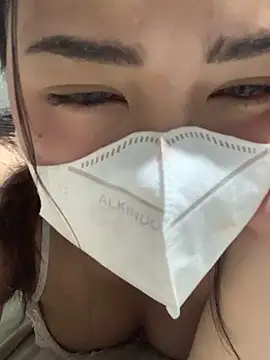 lonely lunae online show from February 10, 2026, 10:41 am