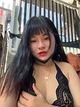 Lewd couple online show from May 22, 2026, 2:30 am