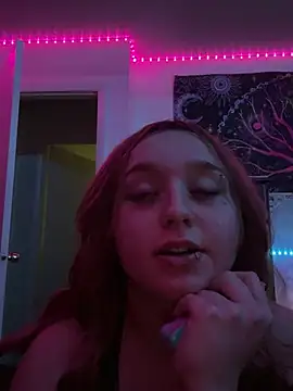 mommynxttie online show from February 12, 2026, 6:52 am