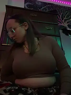 mommynxttie online show from March 2, 2026, 9:16 am