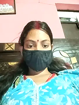 BIG QWEEN NO1 online show from April 5, 2026, 9:17 am