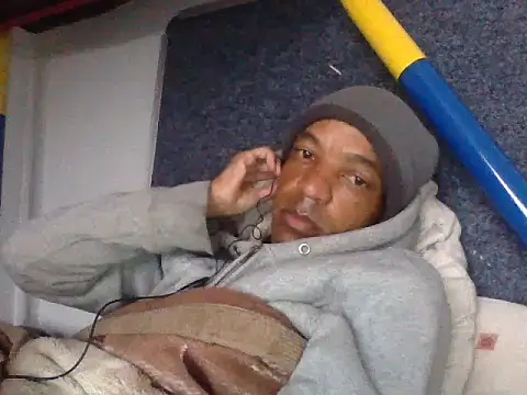 lavelle26 online show from April 30, 2026, 6:53 am