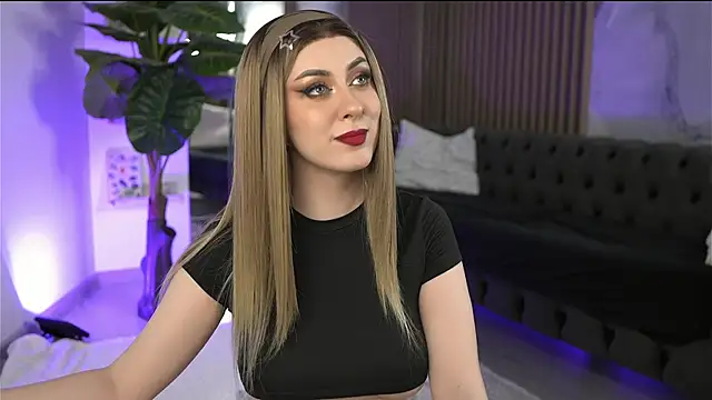 VansessaNyx online show from April 4, 2026, 9:45 pm