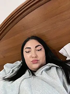 Amber Sinn online show from June 18, 2026, 3:38 pm