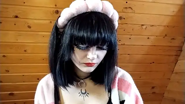 Snapshot of SmilingPatent chatting on February 18, 2026, 1:18 pm SmilingPatent online show from February 18, 2026, 1:18 pm